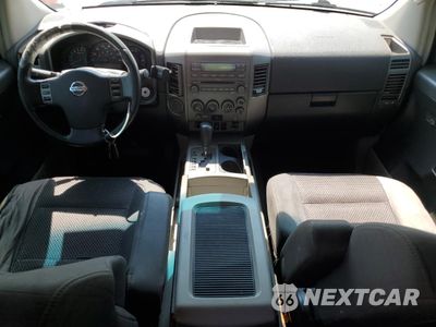 Zdjęcie 8 z 15 samochodu: 2004 NISSAN ARMADA SE VIN:5N1AA08A74N702576 - miniatura