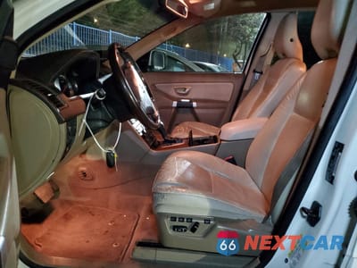 Zdjęcie 7 z 13 samochodu: 2011 VOLVO XC90 3.2 VIN:YV4952CYXB1579675 - miniatura