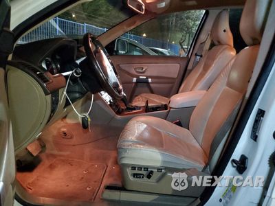 Zdjęcie 7 z 13 samochodu: 2011 VOLVO XC90 3.2 VIN:YV4952CYXB1579675 - miniatura