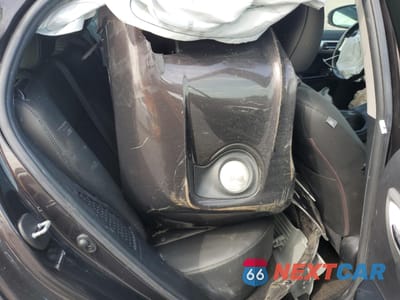 Zdjęcie 10 z 12 samochodu: 2011 LEXUS CT 200 VIN:JTHKD5BH6B2021311 - miniatura