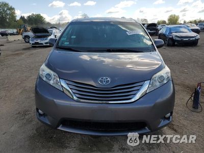 Piąte zdjęcie samochodu w środku: 2015 TOYOTA SIENNA XLE VIN:5TDYK3DC6FS534791 - miniatura
