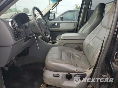 Zdjęcie 7 z 13 samochodu: 2005 FORD EXPEDITION XLT VIN:1FMPU15545LB05347 - miniatura