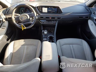 Zdjęcie 8 z 14 samochodu: 2020 HYUNDAI SONATA HYBRID VIN:KMHL54JJ7LA016221 - miniatura