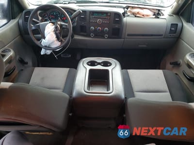 Zdjęcie 8 z 14 samochodu: 2009 CHEVROLET SILVERADO C3500 VIN:1GCHC73K59F151622 - miniatura