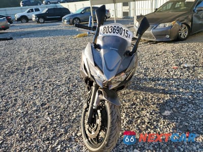 Drugie zdjęcie samochodu z przodu: 2021 KAWASAKI EX650 M VIN:ML5EXEM18MDA37696 - miniatura