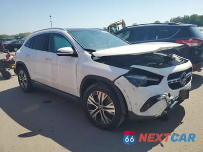 Czwarte zdjęcie samochodu z boku: 2025 MERCEDES-BENZ GLA 250 4MATIC VIN:W1N4N4HB0SJ653868 - miniatura