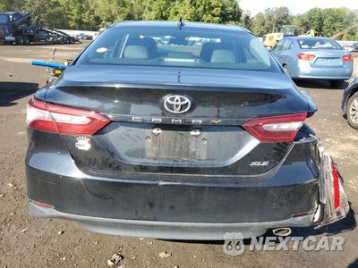 Zdjęcie 6 z 14 samochodu: 2019 TOYOTA CAMRY L VIN:4T1B11HK7KU808127 - miniatura