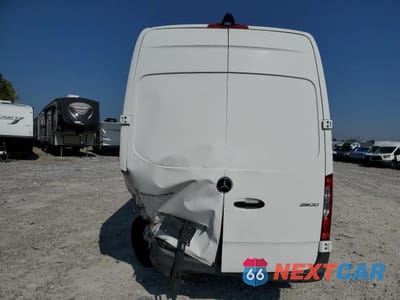 Zdjęcie 6 z 12 samochodu: 2020 MERCEDES-BENZ SPRINTER 2500 VIN:W1W4EBHY5LT039151 - miniatura