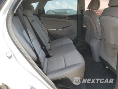 Zdjęcie 11 z 15 samochodu: 2016 HYUNDAI TUCSON LIMITED VIN:KM8J33A27GU181156 - miniatura