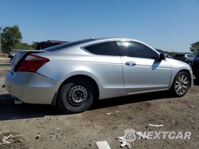 Trzecie zdjęcie samochodu z tyłu: 2010 HONDA ACCORD EXL VIN:1HGCS2B84AA006452 - miniatura