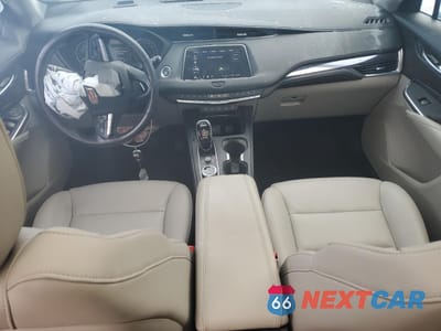 Zdjęcie 8 z 15 samochodu: 2023 CADILLAC XT4 LUXURY VIN:1GYFZBR4XPF221365 - miniatura