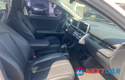 Piąte zdjęcie samochodu w środku: 2022 HYUNDAI IONIQ 5 SEL VIN:KM8KN4AE5NU082069 - miniatura