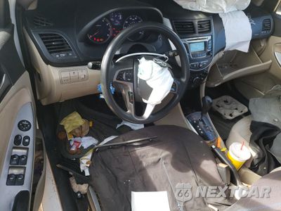 Zdjęcie 8 z 13 samochodu: 2017 HYUNDAI ACCENT SE VIN:KMHCT4AE5HU283758 - miniatura