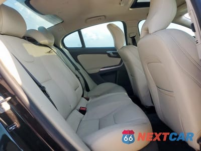 Zdjęcie 10 z 14 samochodu: 2017 VOLVO S60 VIN:YV126MFL2H2424113 - miniatura