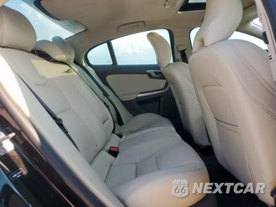 Zdjęcie 10 z 14 samochodu: 2017 VOLVO S60 VIN:YV126MFL2H2424113 - miniatura