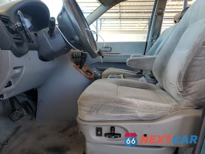 Zdjęcie 7 z 15 samochodu: 2005 KIA SEDONA EX VIN:KNDUP132856742554 - miniatura