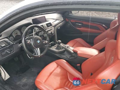 Zdjęcie 8 z 13 samochodu: 2017 BMW M4 VIN:WBS3R9C53HK709559 - miniatura