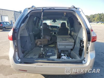 Zdjęcie 6 z 13 samochodu: 2017 TOYOTA SIENNA XLE VIN:5TDYZ3DC5HS796266 - miniatura