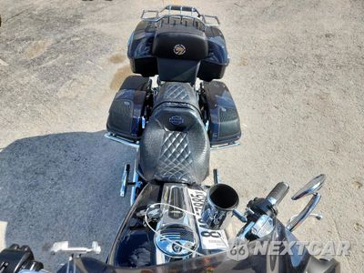 Piąte zdjęcie samochodu w środku: 2019 HARLEY-DAVIDSON FLHX VIN:1HD1KBC15KB615342 - miniatura