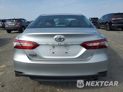 Zdjęcie 6 z 13 samochodu: 2018 TOYOTA CAMRY L VIN:4T1B11HK0JU058066 - miniatura