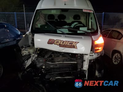 Piąte zdjęcie samochodu w środku: 2018 RAM PROMASTER 2500 2500 HIGH VIN:3C6TRVCG1JE120138 - miniatura