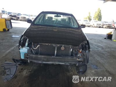 Piąte zdjęcie samochodu w środku: 2003 TOYOTA COROLLA CE VIN:JTDBR32E030036736 - miniatura