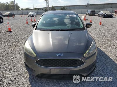 Piąte zdjęcie samochodu w środku: 2016 FORD FOCUS SE VIN:1FADP3F29GL328670 - miniatura