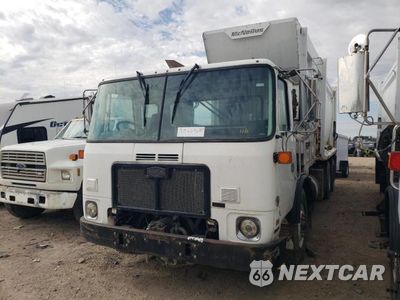 Drugie zdjęcie samochodu z przodu: 2010 AUTOCAR XPEDITOR REFUSE TRUCK VIN:5VCACRJF8AH210712 - miniatura