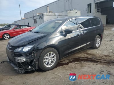 2023 CHRYSLER VOYAGER LX 2C4RC1CG3PR547874 - główne zdjęcie licytacji z USA - miniatura