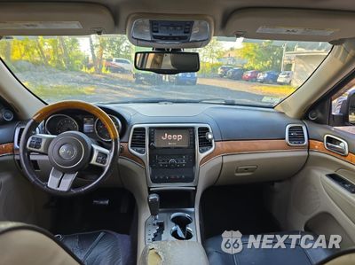 Zdjęcie 9 z 11 samochodu: 2011 JEEP GRAND CHEROKEE OVERLAND VIN:1J4RR6GT1BC605396 - miniatura