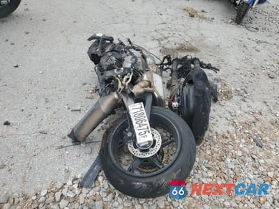 Zdjęcie 6 z 9 samochodu: 2025 BMW S 1000 RR VIN:WB10P2308S6L85629 - miniatura