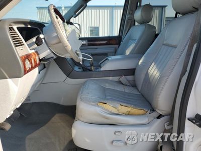 Zdjęcie 7 z 15 samochodu: 2004 LINCOLN NAVIGATOR VIN:5LMFU27R54LJ26348 - miniatura