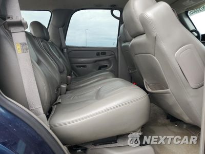 Zdjęcie 10 z 15 samochodu: 2005 CHEVROLET TAHOE VIN:1GNEC13T85R214818 - miniatura