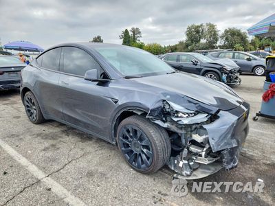 Czwarte zdjęcie samochodu z boku: 2024 TESLA MODEL Y VIN:7SAYGDEE6RF065642 - miniatura
