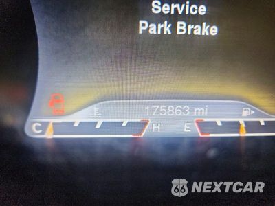 Zdjęcie 9 z 13 samochodu: 2015 JEEP CHEROKEE TRAILHAWK VIN:1C4PJMBS9FW718220 - miniatura