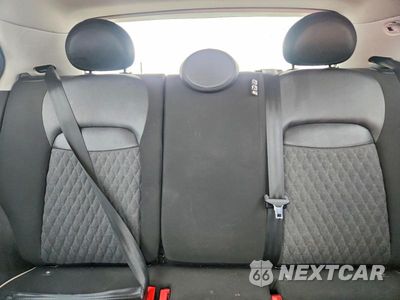 Zdjęcie 10 z 13 samochodu: 2019 FIAT 500X TREKKING VIN:ZFBNFYB15KP771818 - miniatura