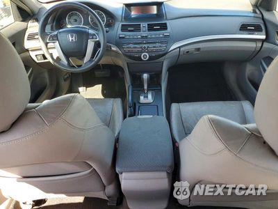 Zdjęcie 8 z 12 samochodu: 2008 HONDA ACCORD EXL VIN:1HGCP26808A035873 - miniatura