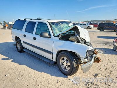 Czwarte zdjęcie samochodu z boku: 2003 CHEVROLET SUBURBAN C1500 VIN:3GNEC16Z83G144203 - miniatura