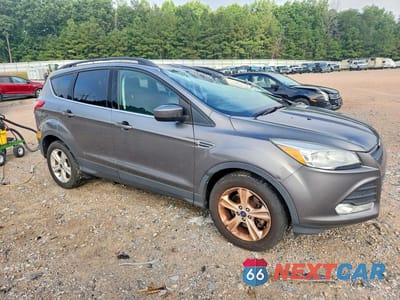 Czwarte zdjęcie samochodu z boku: 2014 FORD ESCAPE SE VIN:1FMCU9GX2EUD48189 - miniatura