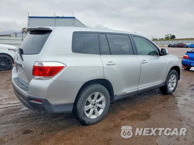 Trzecie zdjęcie samochodu z tyłu: 2011 TOYOTA HIGHLANDER BASE VIN:5TDZK3EH8BS026704 - miniatura