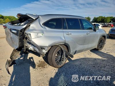 Trzecie zdjęcie samochodu z tyłu: 2024 TOYOTA HIGHLANDER XSE VIN:5TDKDRAH4RS528785 - miniatura