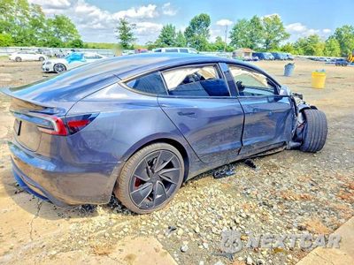 Trzecie zdjęcie samochodu z tyłu: 2025 TESLA MODEL 3 VIN:5YJ3E1ET4SF966993 - miniatura