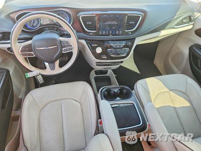 Zdjęcie 8 z 13 samochodu: 2020 CHRYSLER PACIFICA LIMITED VIN:2C4RC1GG2LR171723 - miniatura