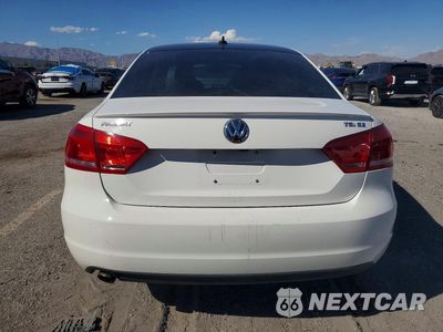 Zdjęcie 6 z 13 samochodu: 2015 VOLKSWAGEN PASSAT SE VIN:1VWBT7A32FC068192 - miniatura