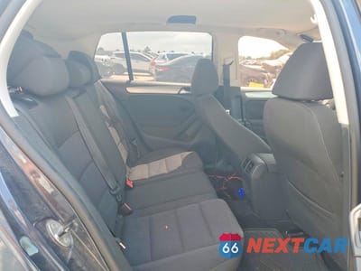 Zdjęcie 10 z 12 samochodu: 2013 VOLKSWAGEN GOLF VIN:WVWDM7AJ0DW036084 - miniatura