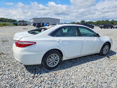 Trzecie zdjęcie samochodu z tyłu: 2016 TOYOTA CAMRY LE VIN:4T1BF1FK6GU164485 - miniatura