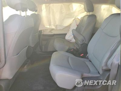 Zdjęcie 10 z 12 samochodu: 2022 TOYOTA SIENNA XLE VIN:5TDYRKECXNS086767 - miniatura