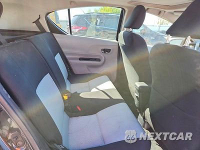 Zdjęcie 10 z 12 samochodu: 2013 TOYOTA PRIUS C THREE VIN:JTDKDTB38D1043927 - miniatura