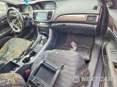 Zdjęcie 8 z 12 samochodu: 2016 HONDA ACCORD EX VIN:1HGCR2F74GA092514 - miniatura