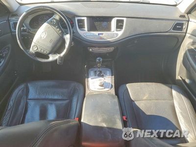 Zdjęcie 8 z 12 samochodu: 2012 HYUNDAI GENESIS 3.8L VIN:KMHGC4DD7CU204717 - miniatura